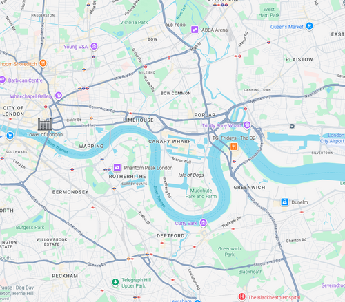 Dog Sitters Near Me in East London – Shoreditch, Stratford, Hackney & Canary Wharf