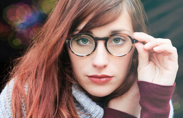 How To Style Glasses And Bangs Like A Fashionista?