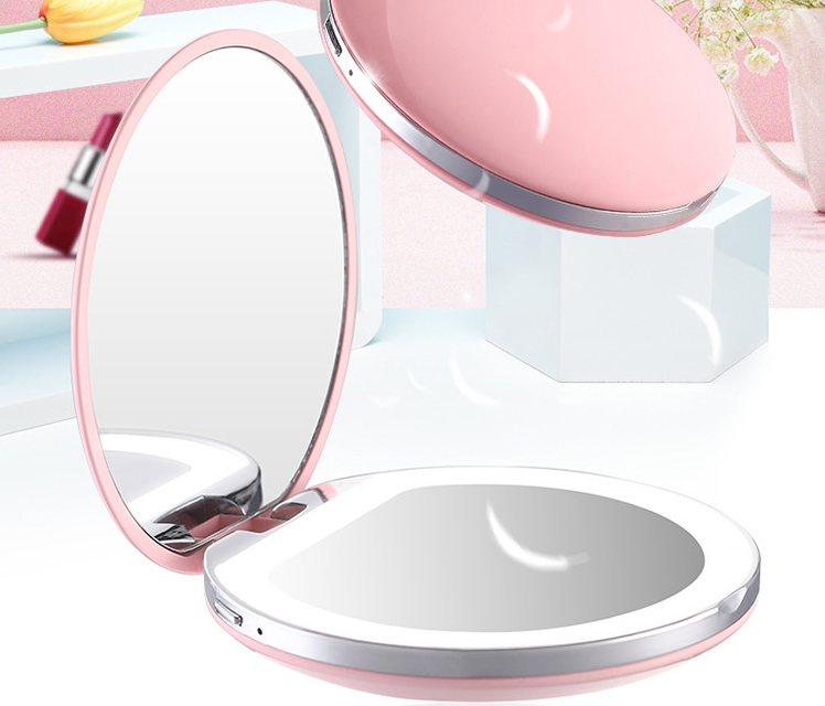 Compact Mirror With LED Light